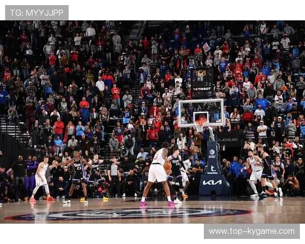 乔治外线三分压哨命中，快船绝杀成功——激动人心的篮球时刻