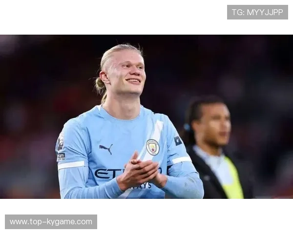 哈兰德门前嗅觉依旧灵敏