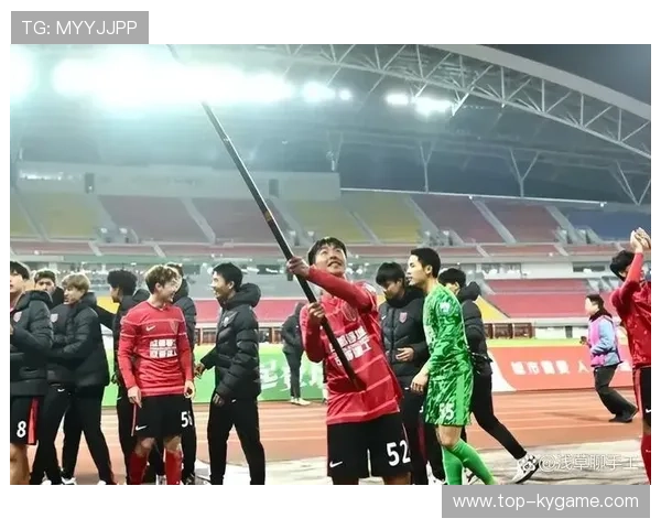 专家提醒:青训与未成年人合同尤其需要法律保护 专家提醒:青训与未成年人合同尤其需要法律保护